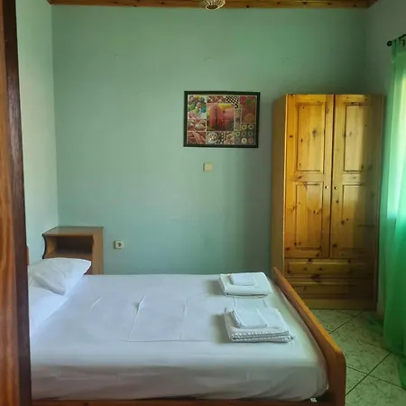 Sandys House 1 アスプロヴァルタ